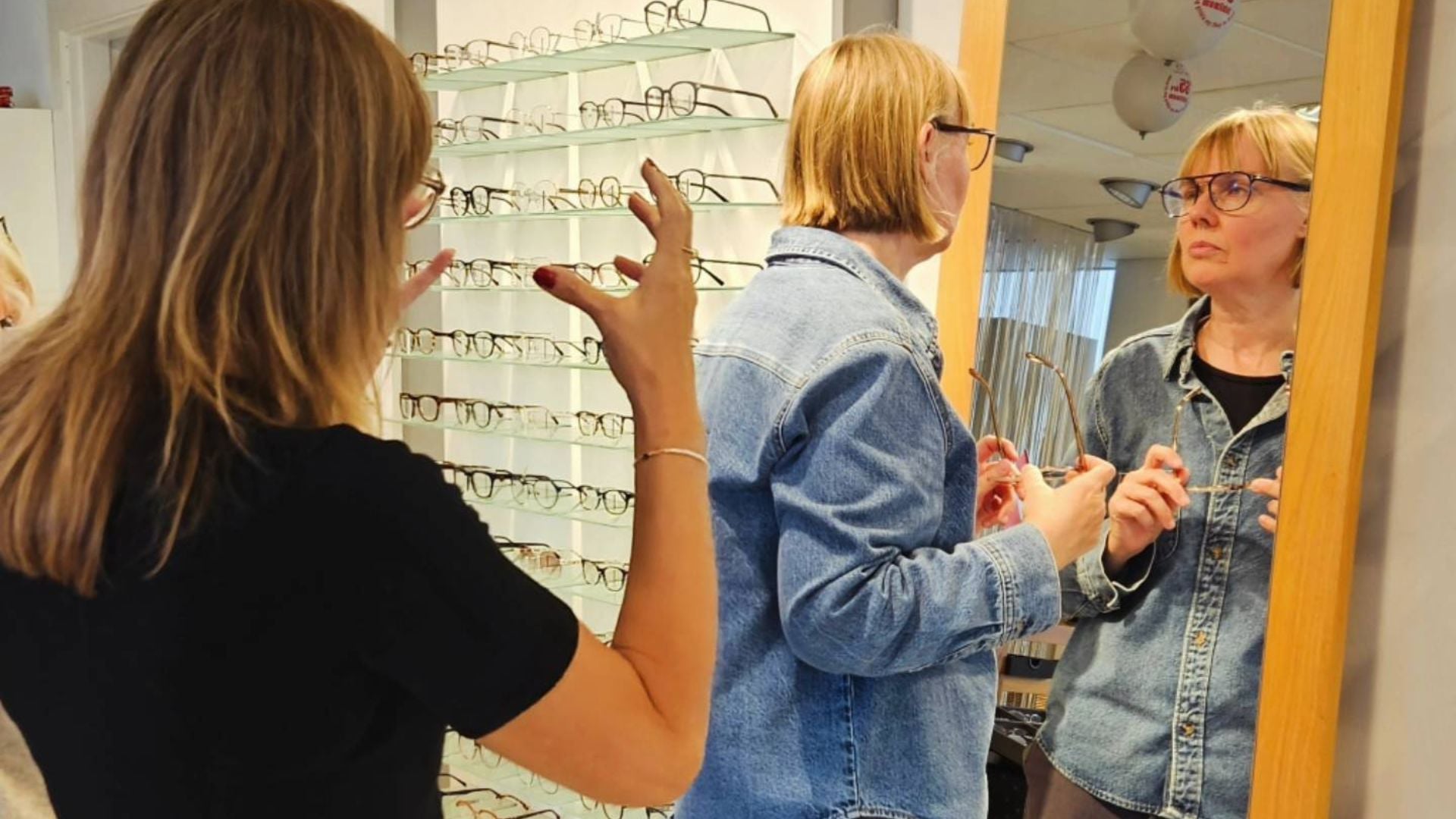 Fremvisning af brilestel